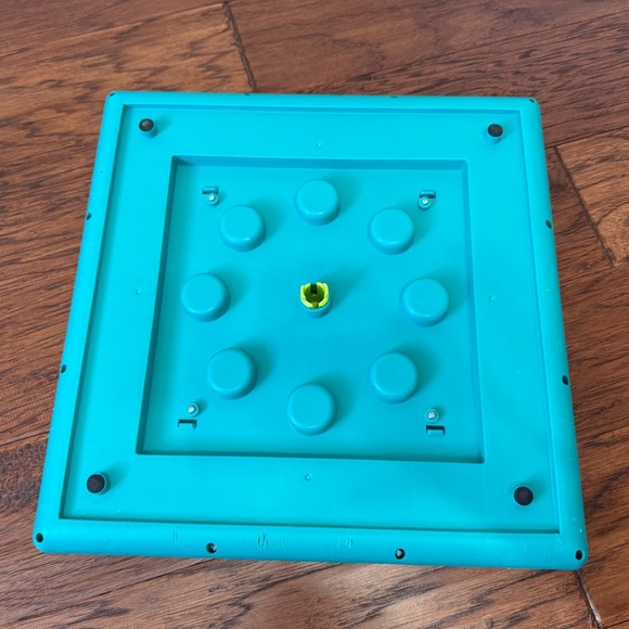 Outward Hound by Nina Ottosson Multipuzzle Level 4 - Picture 6 of 7